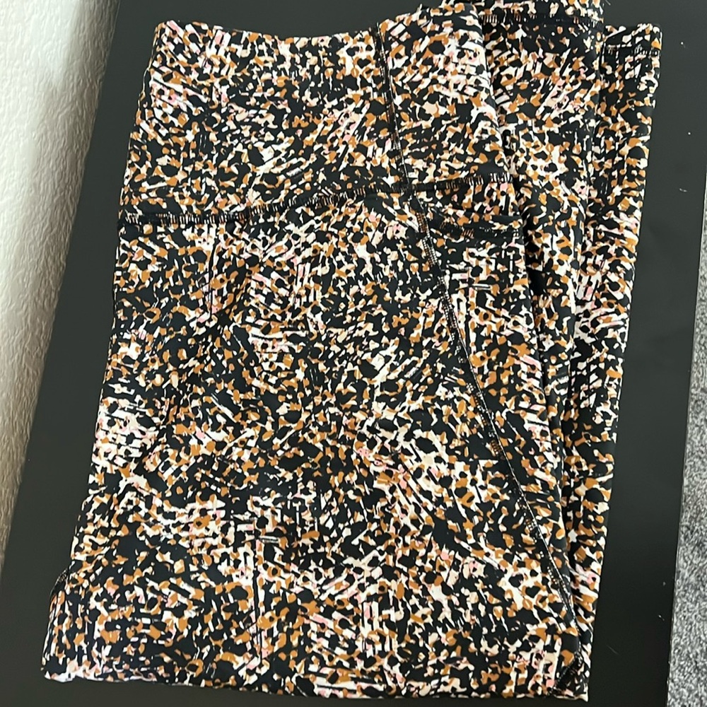 🌟 38. Old navy leggings